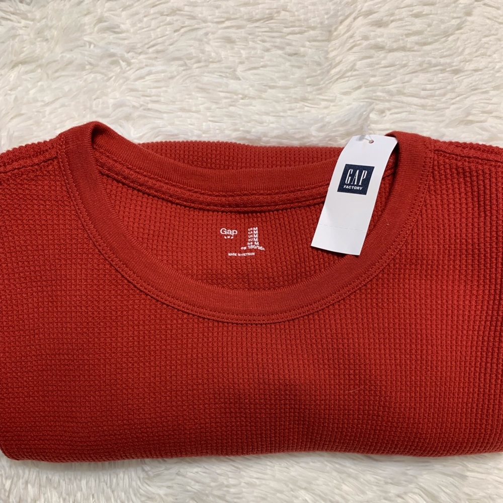 NWT Men’s Gap Thermal